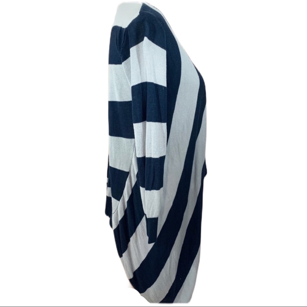 Barney’s Gray/Blue Stripe Handkerchief Cardigan - Picture 5 of 9